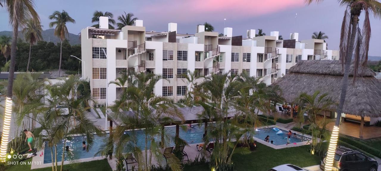 Moderno Depa Con Terraza Y Vista Extraordinaria Apartment Manzanillo Ngoại thất bức ảnh